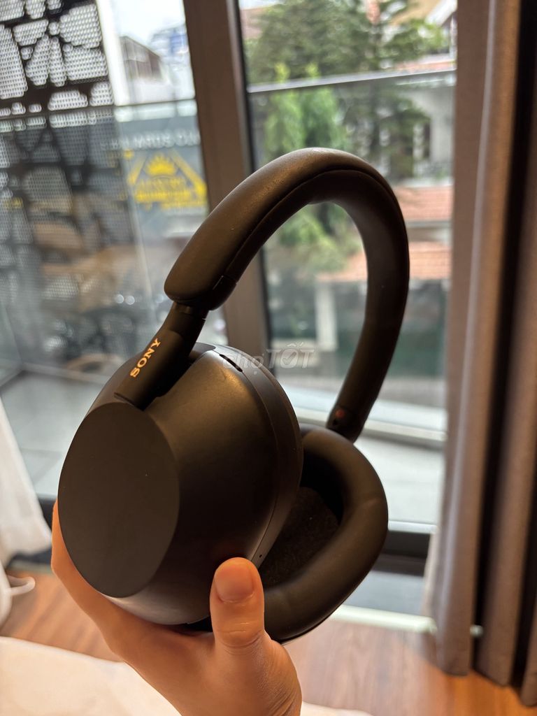 Tai nghe Sony WH-1000XM5 Chống ồn ANC. Mua bán Tivi, Âm thanh tại Quận Phú Nhuận Tp Hồ Chí Minh được đăng bởi Vương Minh Châu hình 1