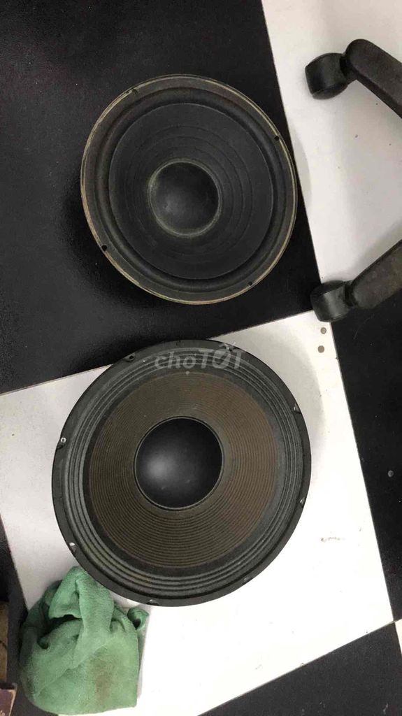 Loa 25cm Hoạt động bình thường. Mua bán Tivi, Âm thanh tại Quận Tây Hồ Hà Nội được đăng bởi phạm tiên hình 1