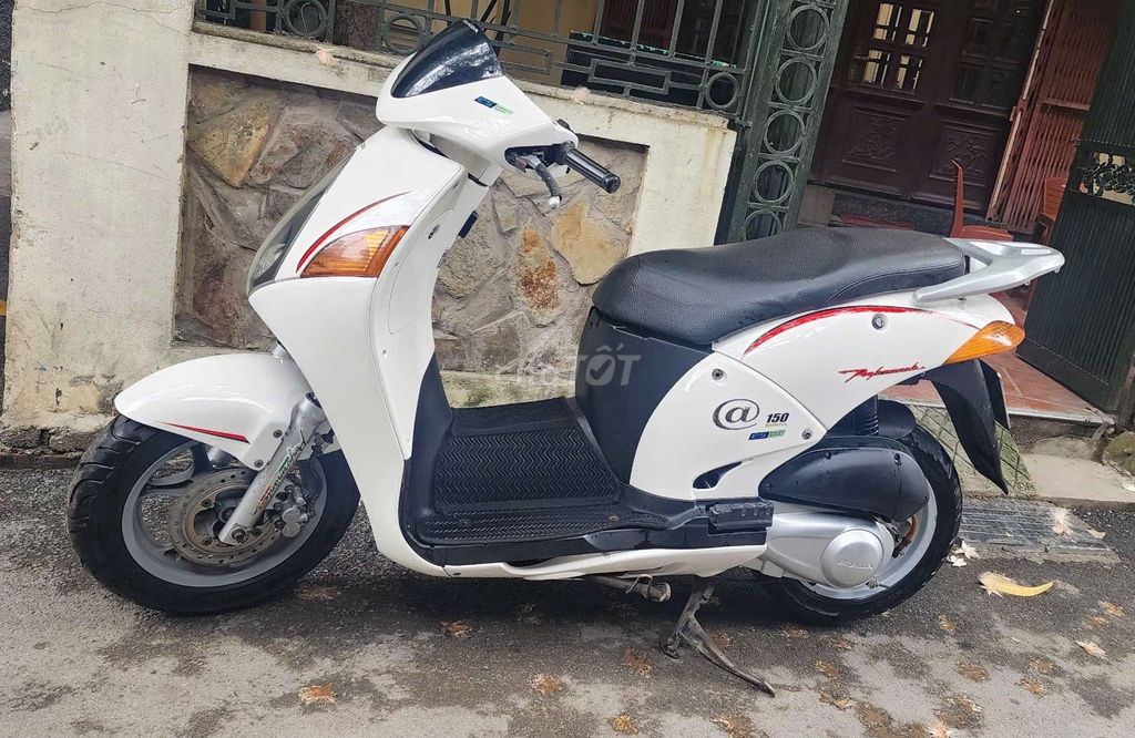 Honda a còng 150cc fi huyền thoại 1 thời. Mua bán Xe máy tại Quận Ba Đình Hà Nội được đăng bởi Hoàng  hình 5