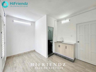 trống sẵn 1 Phòng Studio cửa sổ trời sáng new , Nguyễn Trãi Q5 giáp Q1