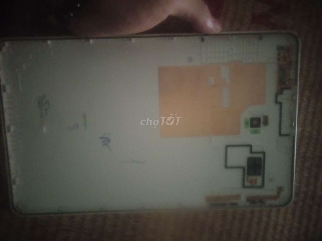 Lưng iPad Samsung Galaxy Tab E. Mua bán Phụ kiện (Màn hình, Chuột...) tại Huyện Lương Sơn Hòa Bình được đăng bởi bùi Minh thương  hình 1