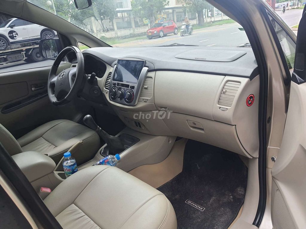 Toyota Innova E 2016 Vàng cát. Mua bán Ô tô tại Quận Nam Từ Liêm Hà Nội được đăng bởi Hoàng thanh hình 7
