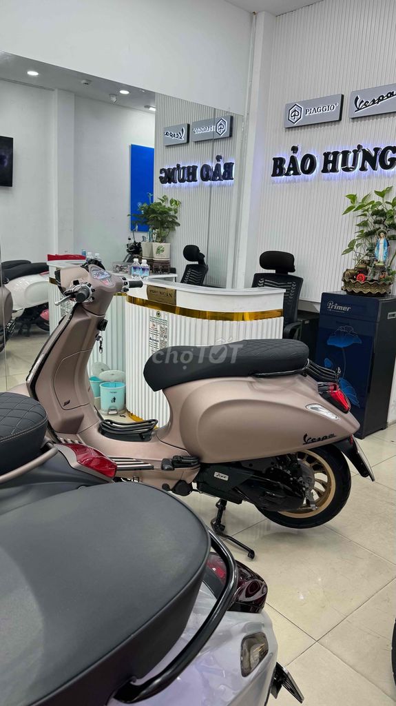 Vespa Sprint nâu đồng nhấm siêu đẹp ngay chủ. Mua bán Xe máy tại Quận Phú Nhuận Tp Hồ Chí Minh được đăng bởi VESPA  PIAGGIO BẢO HƯNG Vespa cũ trả góp  hình 6