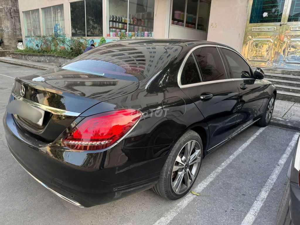 Mercedes Benz C Class 2017 C250 Exclusive đẹp. Mua bán Ô tô tại Huyện Gia Lâm Hà Nội được đăng bởi Bá Hòa hình 4