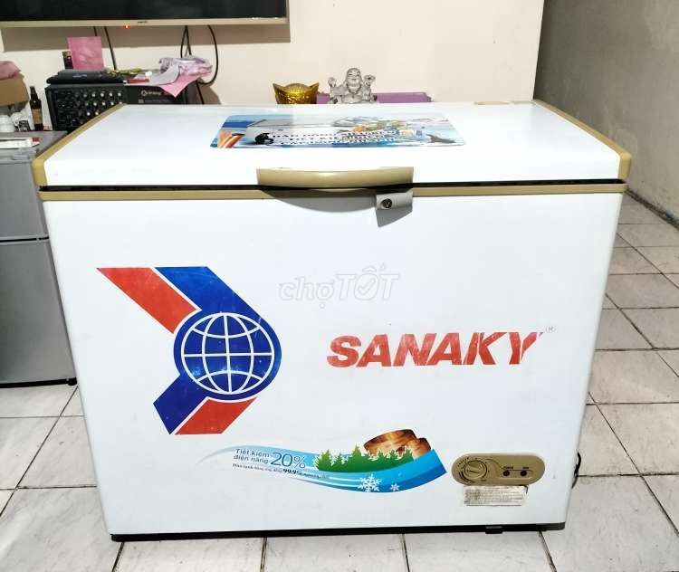 Tủ đông Sanaky 250lít làm đông nhanh