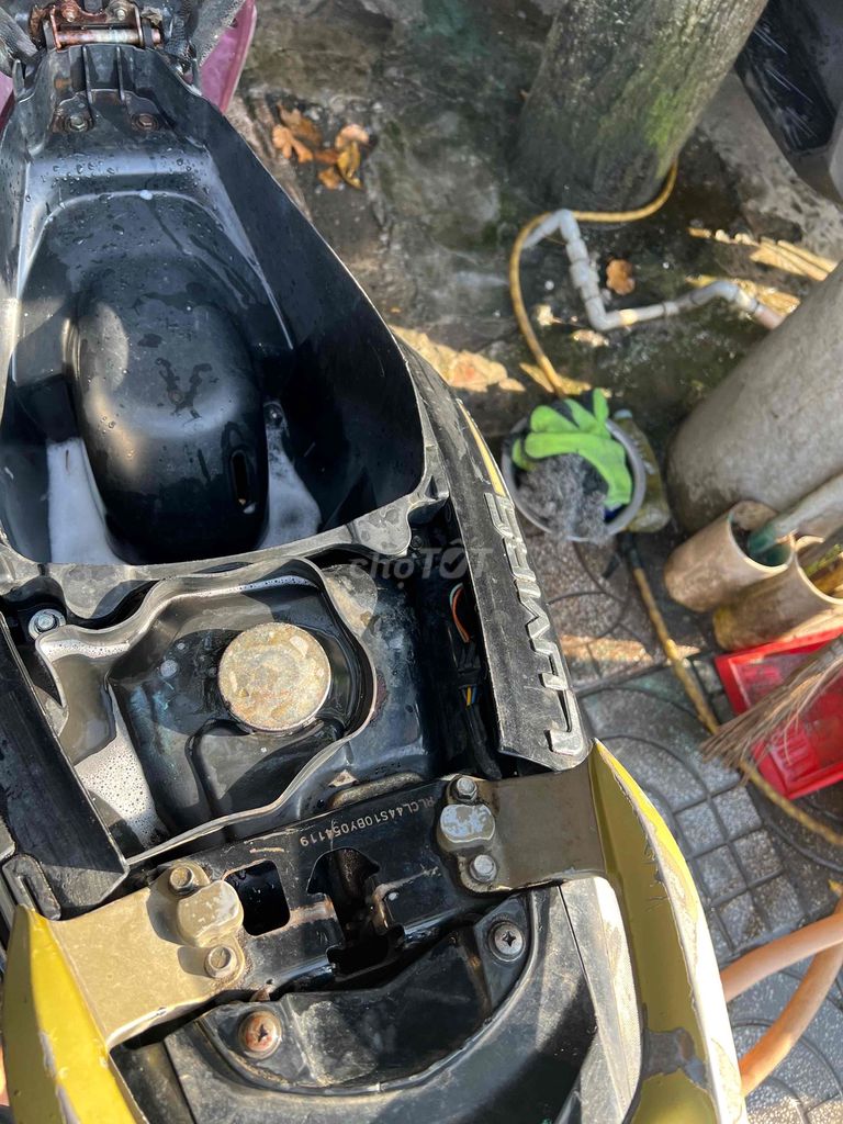 bán luvilas bình xăng bs 61. Mua bán Xe máy tại Quận Ninh Kiều Cần Thơ được đăng bởi Mười hình 5