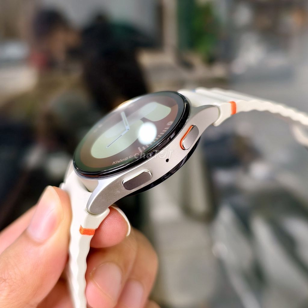 Samsung Galaxy Watch 7 40mm LTE/GPS. Mua bán Thiết bị đeo thông minh tại Quận Hai Bà Trưng Hà Nội được đăng bởi mr bắc hình 1