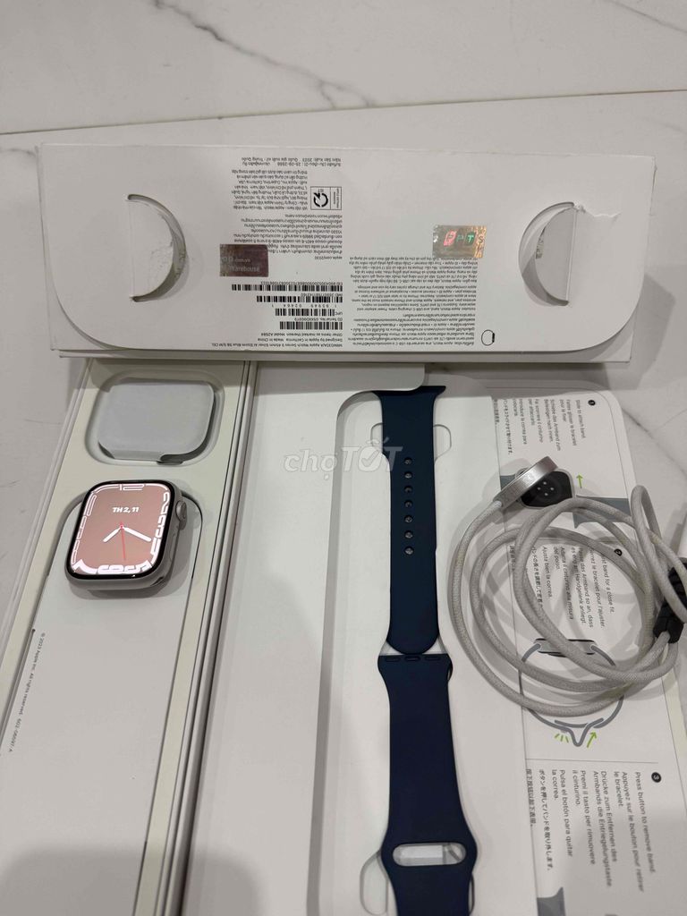 Apple Watch Series 9 45mm Bạc. Mua bán Thiết bị đeo thông minh tại Thành phố Huế Thừa Thiên Huế được đăng bởi Bin hình 1
