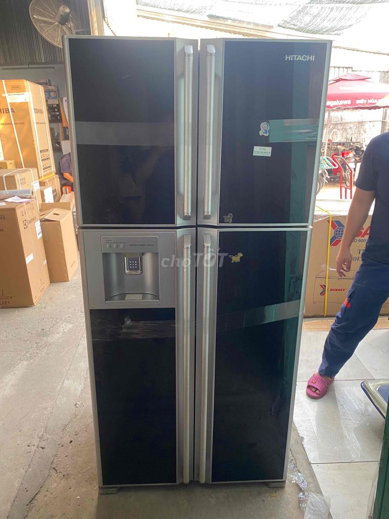 Tủ lạnh Hitachi Side by side 4 cánh. Mua bán Tủ lạnh tại Quận 12 Tp Hồ Chí Minh được đăng bởi tuyen hình 1