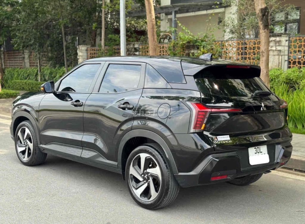 Mitsubishi Xpander 2024 Premium zin 1,6vạn km Mới. Mua bán Ô tô tại Quận Đống Đa Hà Nội được đăng bởi TRUNG HIẾU AUTO hình 6