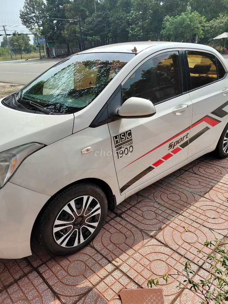 Hyundai Grand i10 Sedan 2019 1.2 MT Base 11109 km. Mua bán Ô tô tại Thị xã Bến Cát Bình Dương được đăng bởi Toán Mp hình 13