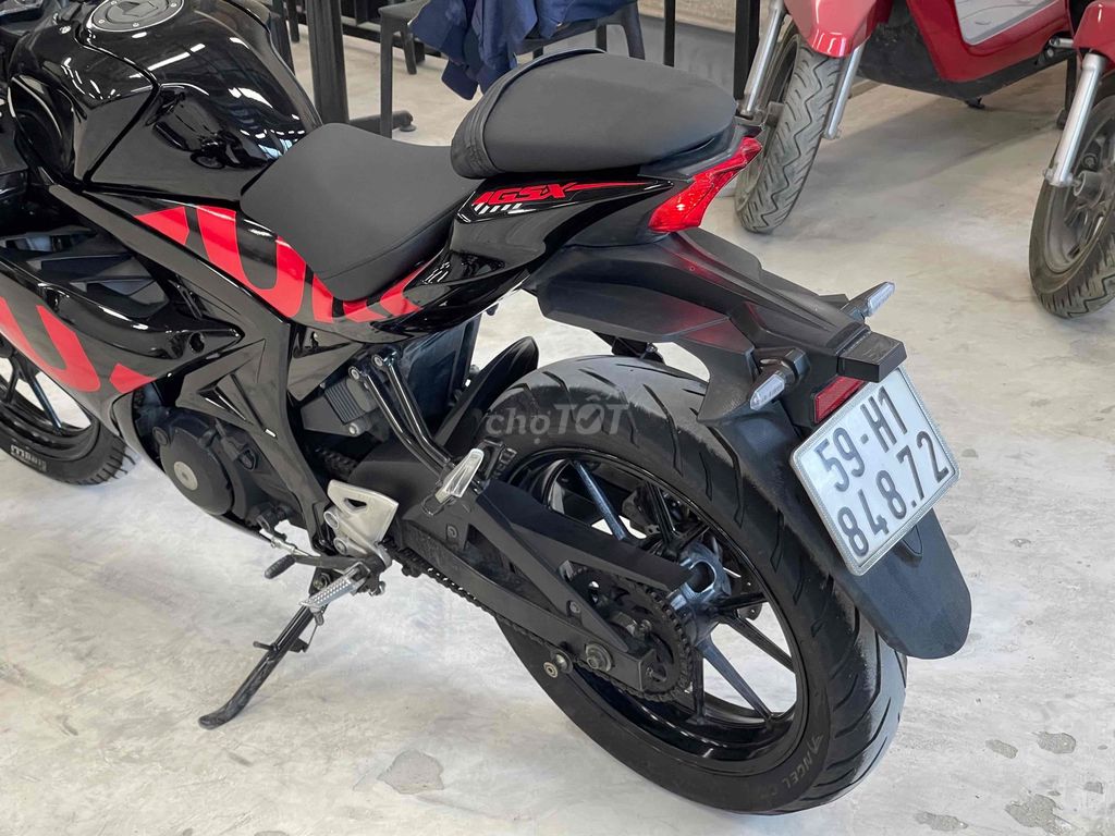 🛵 BÁN NHANH: SUZUKI -  GSX-R150 - ĐỜI 2021 🔥. Mua bán Xe máy tại Thành phố Thủ Đức Tp Hồ Chí Minh được đăng bởi iMotorbike Tiến Lộc hình 11