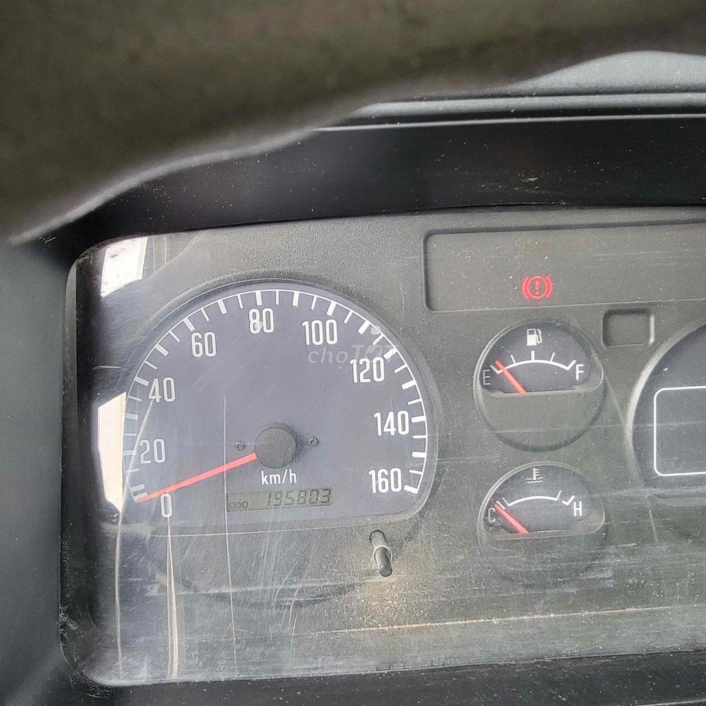 ISUZU QKF TẢI 1 tấn thùng 3m6 đời 2012 Xe đẹp zin. Mua bán Xe tải, xe ben tại Quận Bình Thuỷ Cần Thơ được đăng bởi Phạm Nguyễn Băng Nhi hình 3