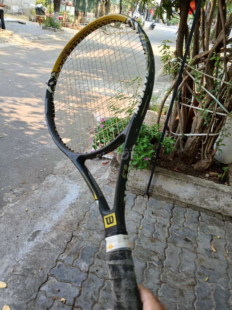 Bán vợt Tennis
