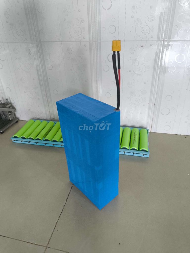 Pin xe điện. Mua bán Phụ tùng xe tại Huyện Long Thành Đồng Nai được đăng bởi Huy hình 1