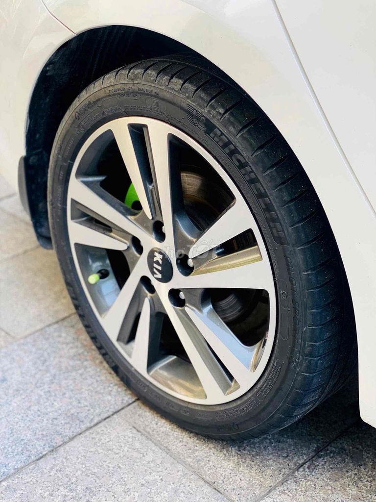 Kia Cerato 2018 1.6AT Trắng Odo 7v Cực Đẹp Giá Tốt. Mua bán Ô tô tại Thành phố Dĩ An Bình Dương được đăng bởi Trương Công Lý hình 15