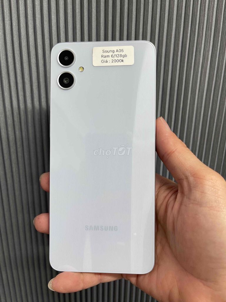 Samsung A05 ram 6/128gb. Mua bán Điện thoại tại Quận 4 Tp Hồ Chí Minh được đăng bởi Tuấn hình 1