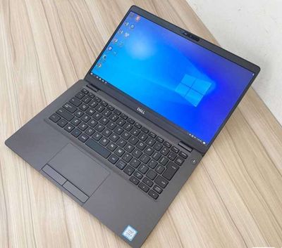 Laptop Dell  5400: i5/8GB/SSD 256GB/14 full hd