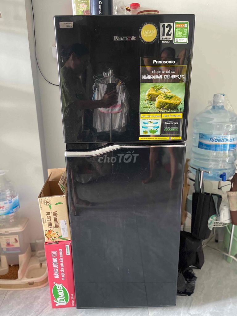 Tủ lạnh Panasonic NR-BA229 188 lít 2020 Đen. Mua bán Tủ lạnh tại Quận Bình Tân Tp Hồ Chí Minh được đăng bởi HẬU NGUYỄN hình 1