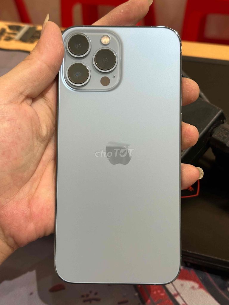 Apple iPhone 13 Pro Max 256GB Xám. Mua bán Điện thoại tại Quận Đống Đa Hà Nội được đăng bởi Nam Đường Láng hình 1