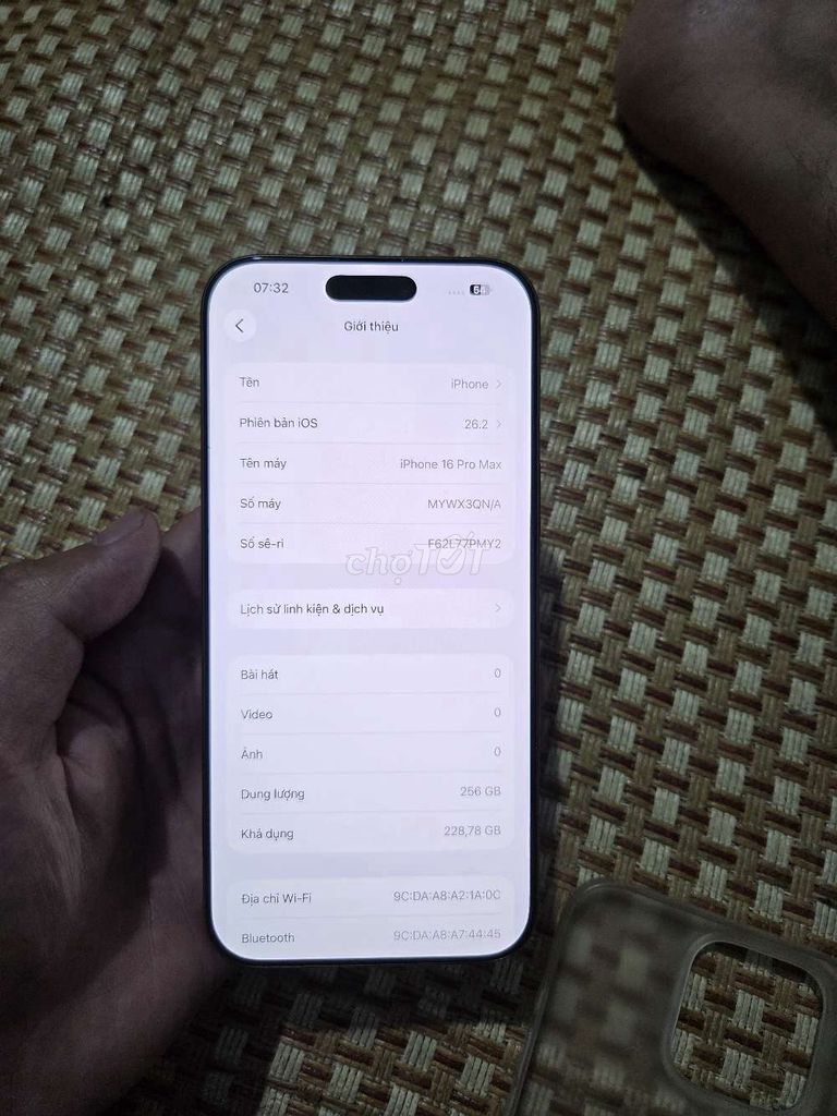 Apple iPhone 16 Pro Max 256GB Vàng . Mua bán Điện thoại tại Quận Bắc Từ Liêm Hà Nội được đăng bởi lan hình 1