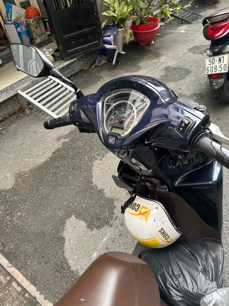 honda vision. Mua bán Xe máy tại Quận 1 Tp Hồ Chí Minh được đăng bởi vu phong hình 4