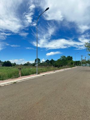 🌿 CHỦ GỬI BÁN GẤP LÔ ĐẤT ĐƯỜNG 28 HÒA LONG 140M2/1TY480