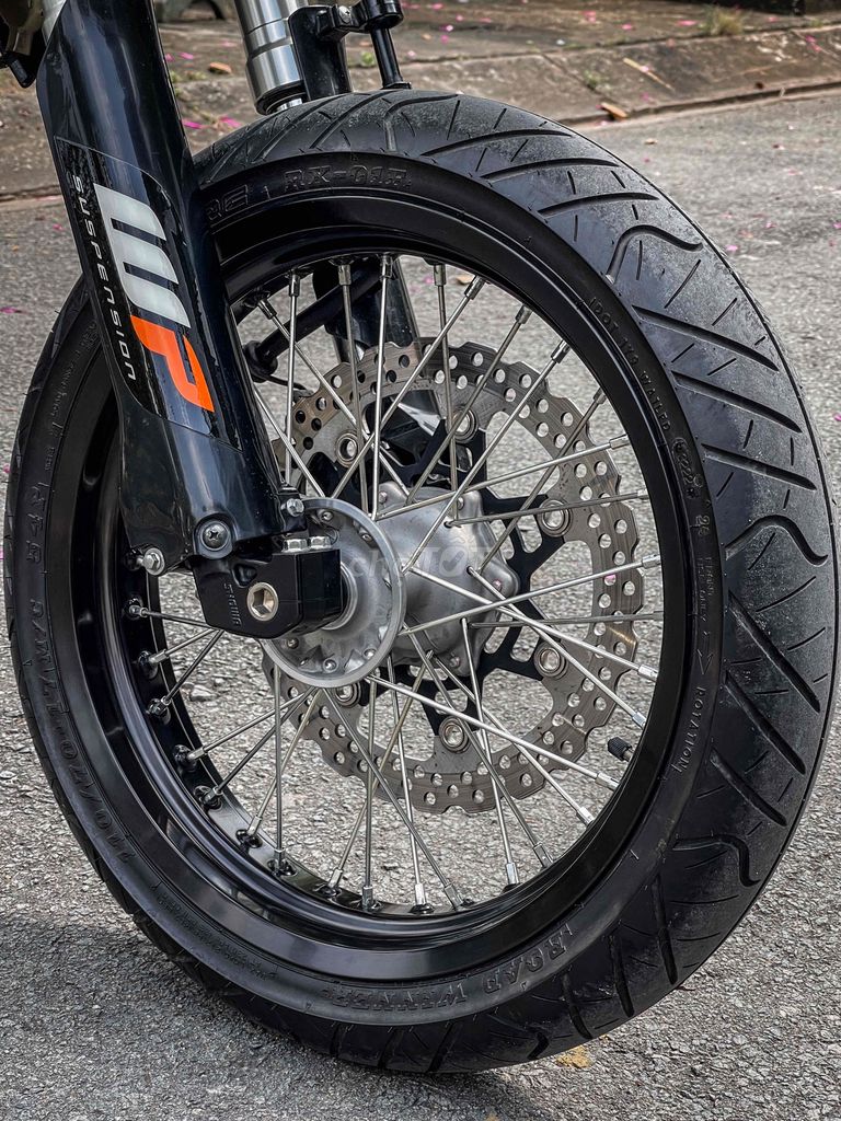 Kawasaki KLX230SM 2024 Đen Xanh 3600km. Mua bán Xe máy tại Quận 6 Tp Hồ Chí Minh được đăng bởi huynh thiên minh trị hình 5