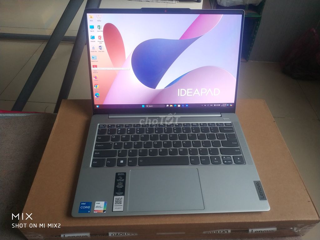 LENOVO Slim 5: i5 13500H/14in FHD OLED/còn BH 27th