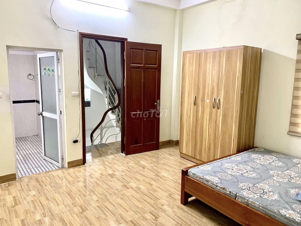 Bán nhà Văn quán ô tô tránh gần DT30m2 giá chỉ nhỉnh 5 tỷ