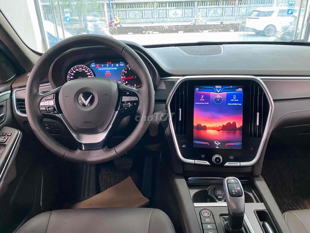 VinFast Lux SA2.0 2020 2.0 AT - 41000 km. Mua bán Ô tô tại Thành phố Thủ Đức Tp Hồ Chí Minh được đăng bởi Quốc Nhẫn hình 10
