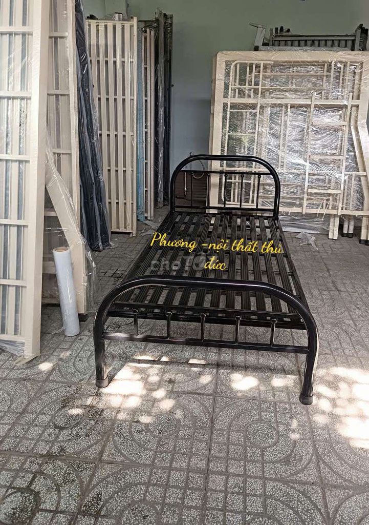 Giường sắt tròn @@ Giường sắt tròn . Mua bán Giường, chăn ga gối nệm tại Thành phố Thủ Đức Tp Hồ Chí Minh được đăng bởi Nội thất Su Su hình 1