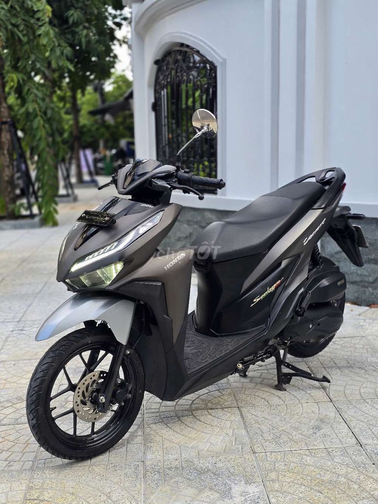 Honda Vario чёрный матовый, скутер