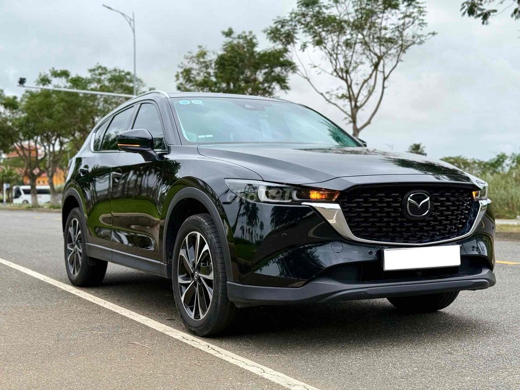 Mazda CX-5 2023 Luxury Đen 16.000km. Mua bán Ô tô tại Quận Sơn Trà Đà Nẵng được đăng bởi Thành Đạt Auto hình 1