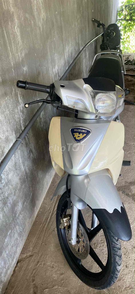 Xipo 99 máy full 120 6 số xe đẹp chất giá chỉ 26.5. Mua bán Xe máy tại Quận Ba Đình Hà Nội được đăng bởi Hien hình 2