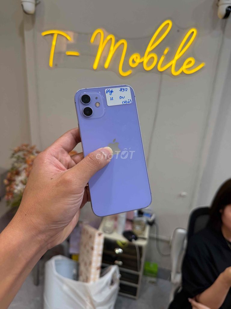 iPhone 12 64GB Tím zin all vỏ phảy. Mua bán Điện thoại tại Quận Thanh Xuân Hà Nội được đăng bởi Ngô Tráng T Mobile hình 1