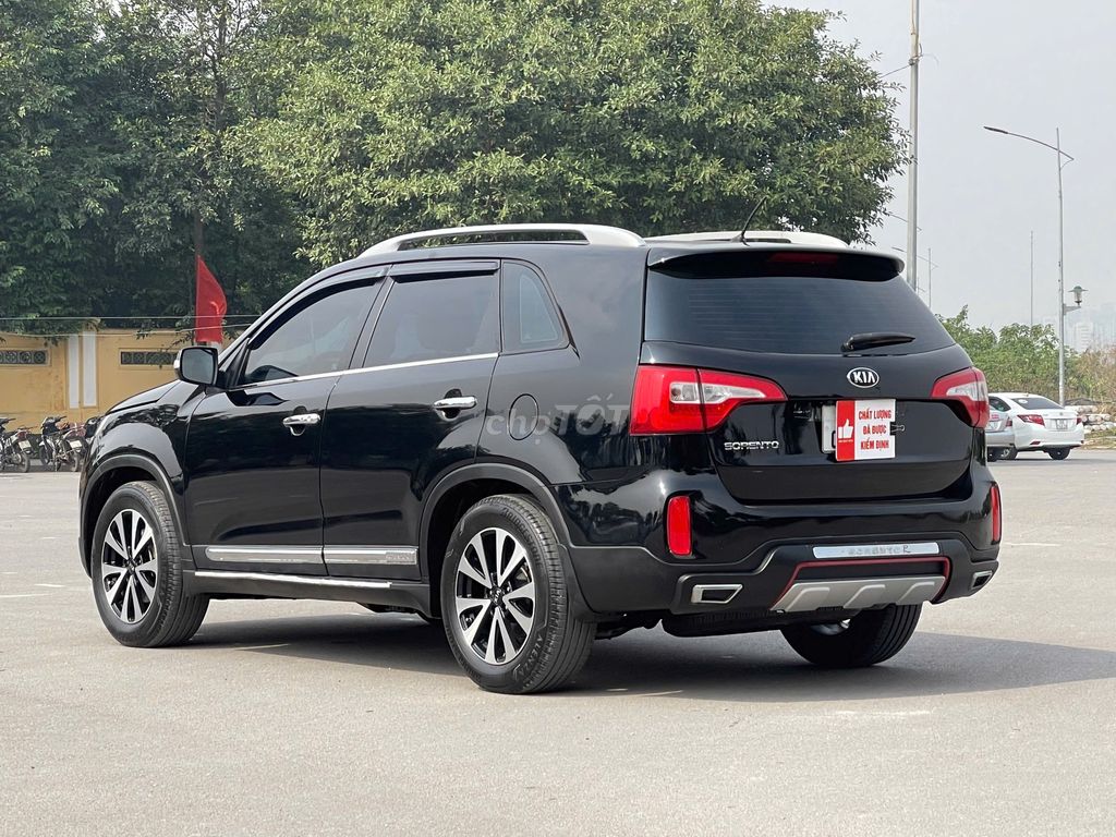 Kia New Sorento 2.4GATH Black Edision cực mới 2016. Mua bán Ô tô tại Quận Thanh Xuân Hà Nội được đăng bởi Vạn Phát  Auto hình 5