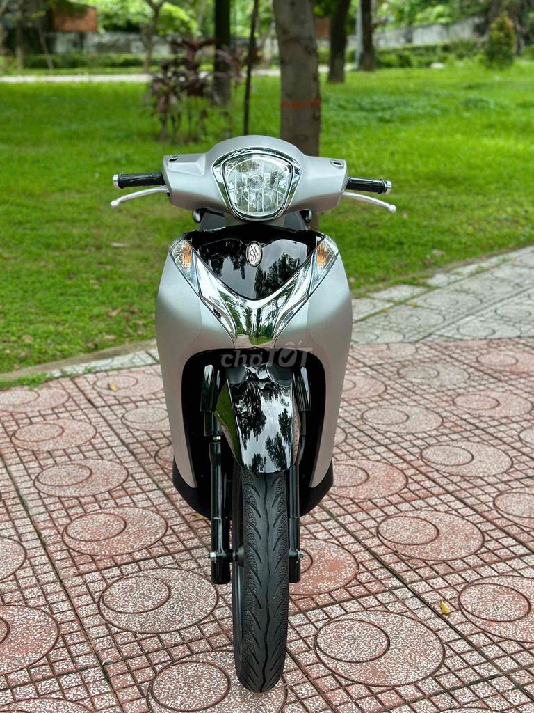 Honda SH Mode 2016 Серебристый 30 тыс. км