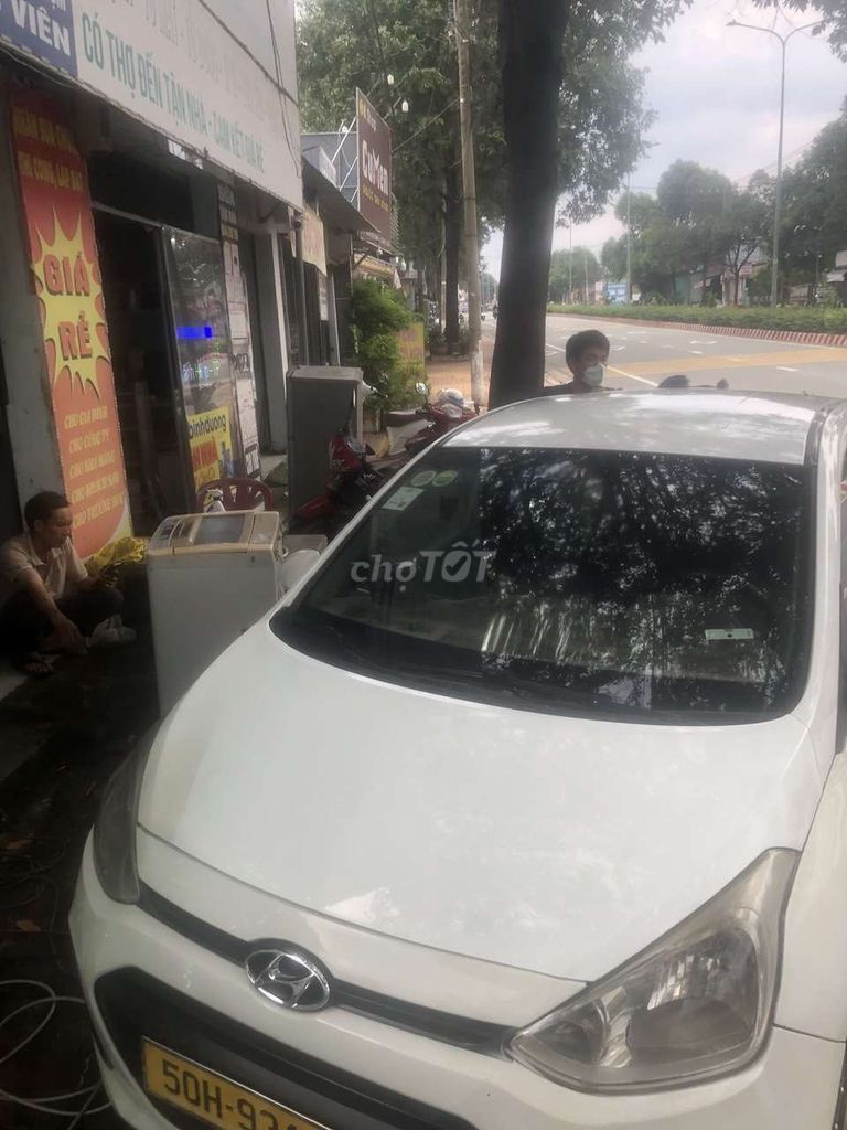 Xe Gia Đình Sử Dụng Cần Bán . Đời 2016 Nhập Ấn Độ. Mua bán Ô tô tại Thị xã Bến Cát Bình Dương được đăng bởi BĐS  Bình Dương  hình 4