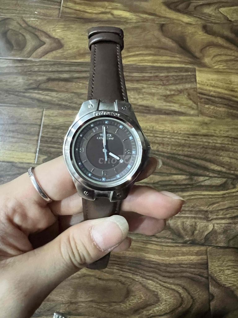 Đồng hồ Timex Mỹ mặt kim loại