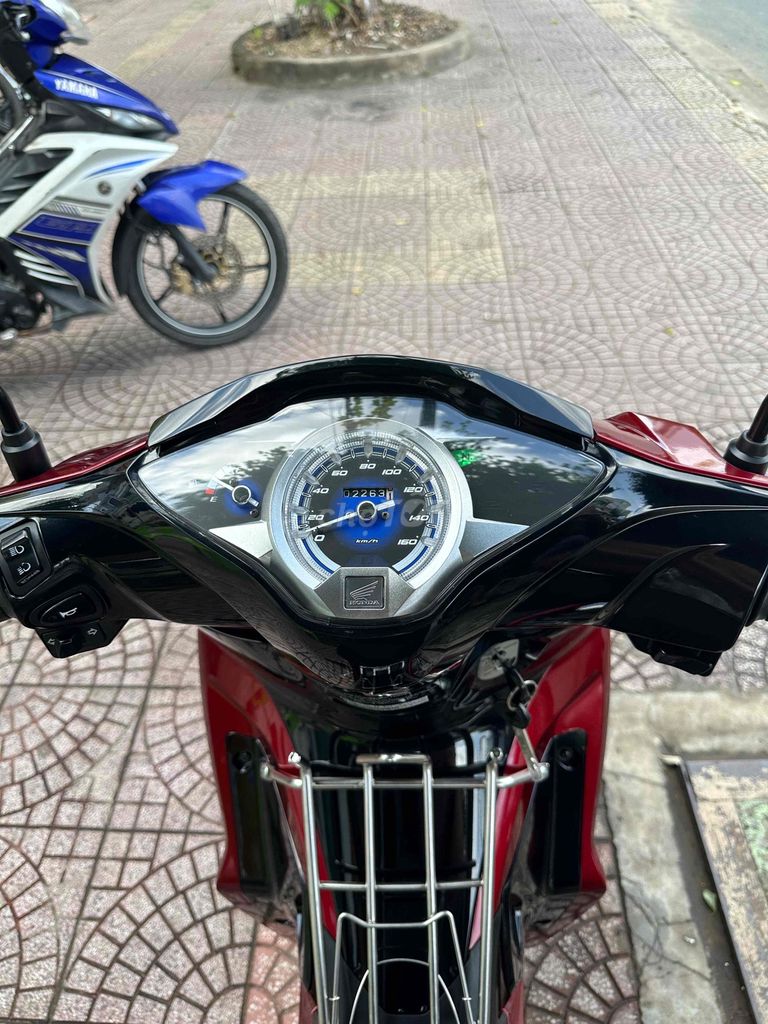 Honda Future FI 2025 như mới vĩnh long. Mua bán Xe máy tại Thành phố Vĩnh Long Vĩnh Long được đăng bởi xe máy Tùng Beo hình 7