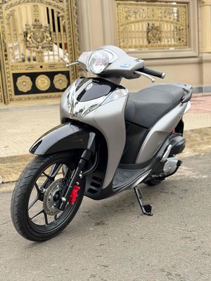 Cần bán SH_MODE Abs chính chủ - Đời cao. Mua bán Xe máy tại Thành phố Buôn Ma Thuột Đắk Lắk được đăng bởi Hoàng Quang