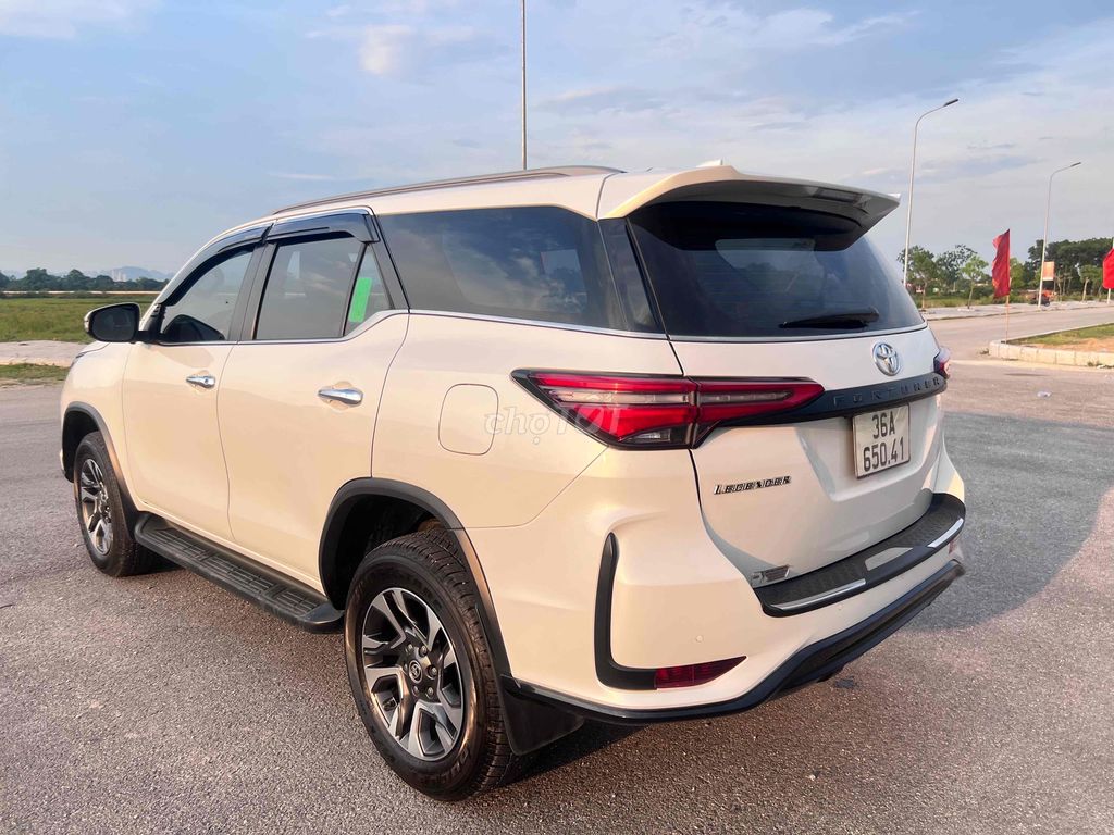 Toyota Fortuner 2021 2.4G Legende ODD chuẩn 5v km. Mua bán Ô tô tại Huyện Hà Trung Thanh Hóa được đăng bởi Nguyễn đức Tuân hình 7