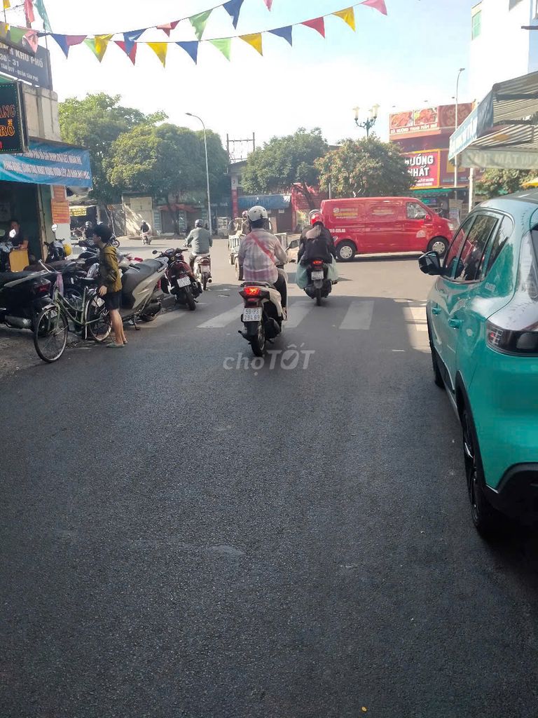 Cho thuê nhà mặt tiền Tô Hiệu, P.Hiệp Tân, Q.Tân Phú giá 14tr. Cho thuê nhà ở tại Quận Tân Phú Tp Hồ Chí Minh được đăng bởi Minh đức bđs hình 1