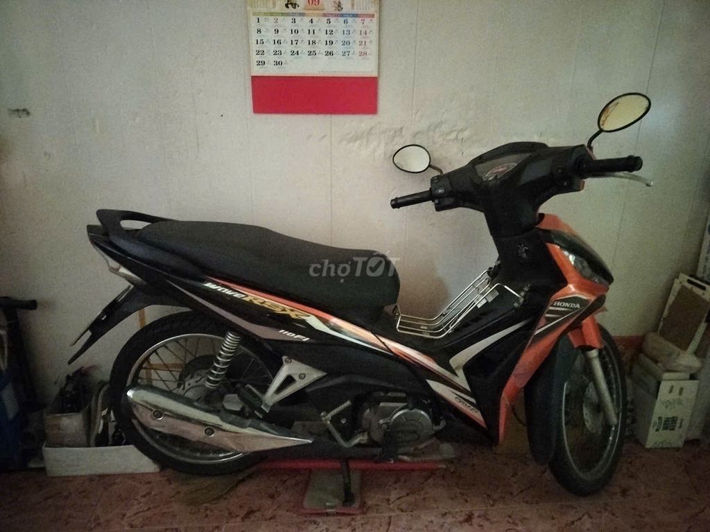 WAVE RSX FI chính chủ tiết kiệm xăng. Mua bán Xe máy tại Quận 5 Tp Hồ Chí Minh được đăng bởi Phụng Bùi hình 5