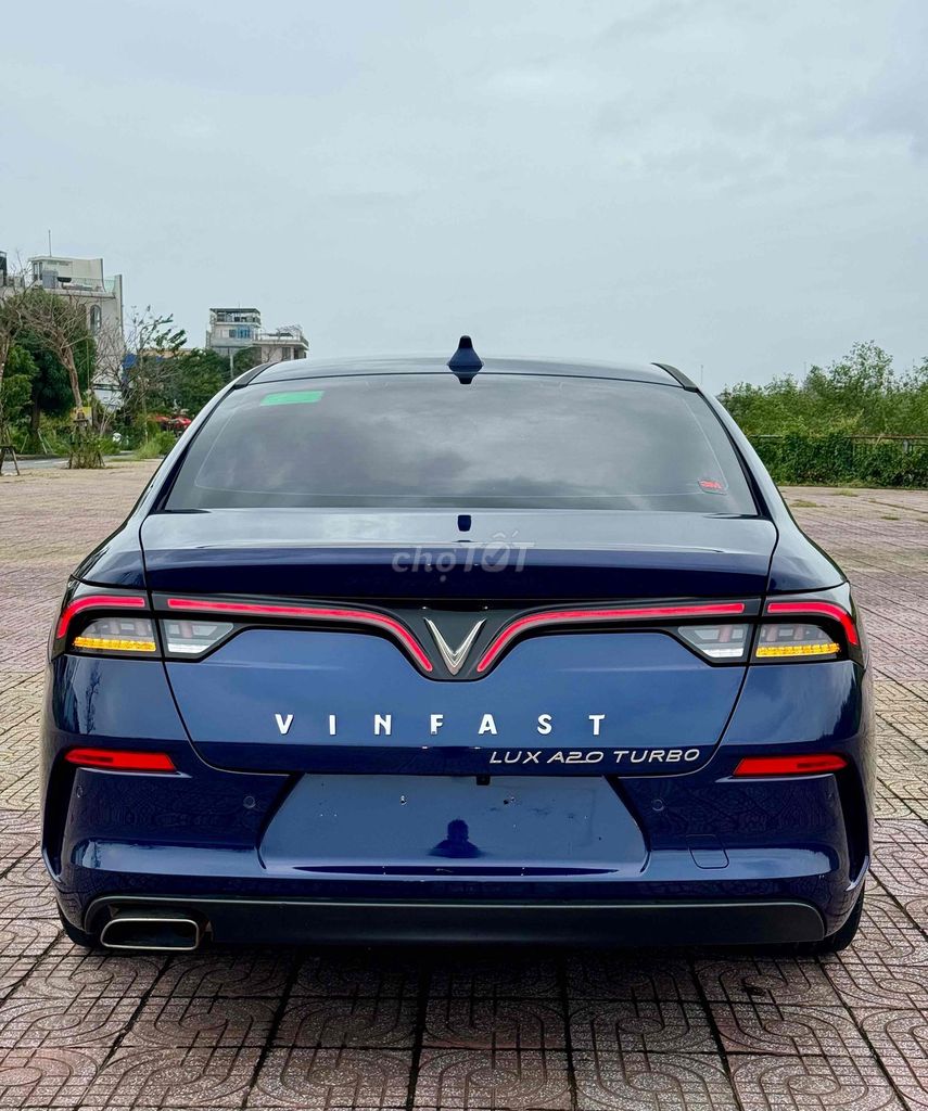 VinFast Lux A2.0 2021 2.0 AT - 50000 km. Mua bán Ô tô tại Quận Cẩm Lệ Đà Nẵng được đăng bởi nguyễn văn khoa hình 8
