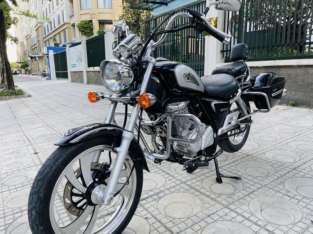 SUZUKI GZ 150A  ĐEN SIÊU PHẨM BIỂN 29 CHÍNH CHỦ. Mua bán Xe máy tại Quận Cầu Giấy Hà Nội được đăng bởi Mai Khánh hình 1