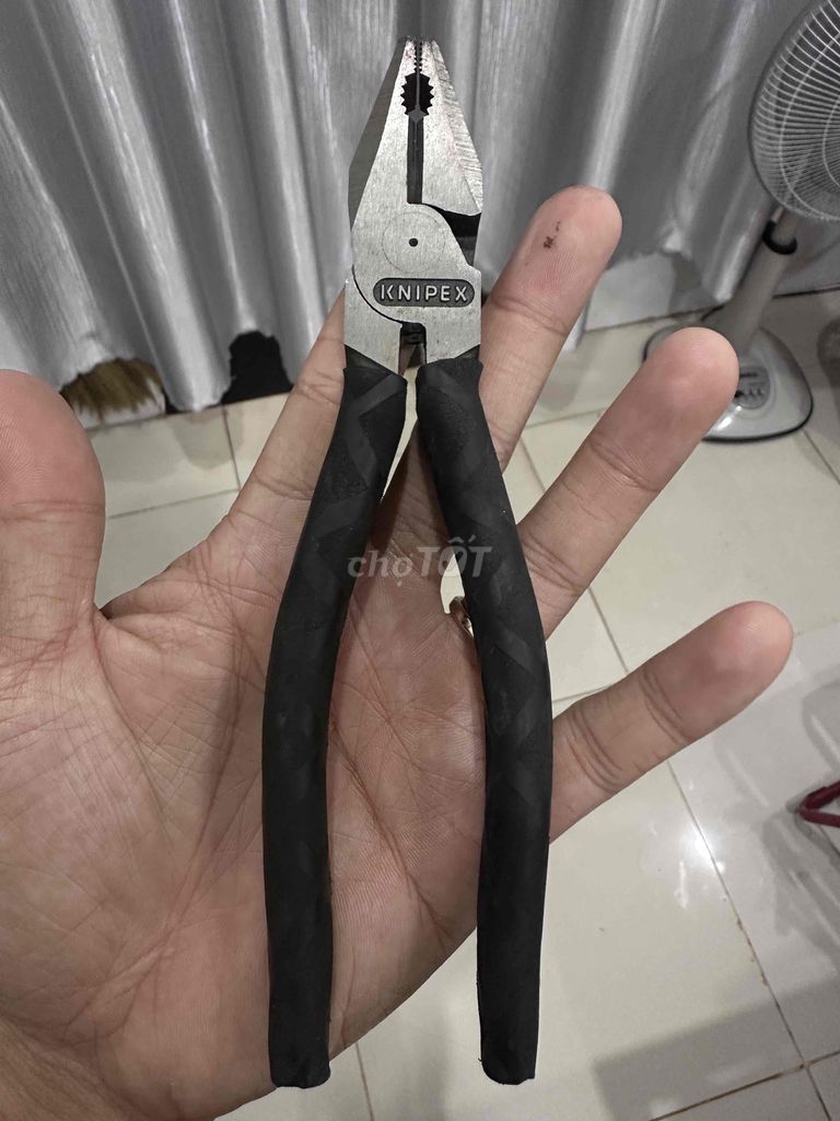 Kìm Knipex 02 01 180. Mua bán Đồ chuyên dụng, Giống nuôi trồng tại Huyện Châu Đức Bà Rịa - Vũng Tàu được đăng bởi Hữu Lộc hình 1