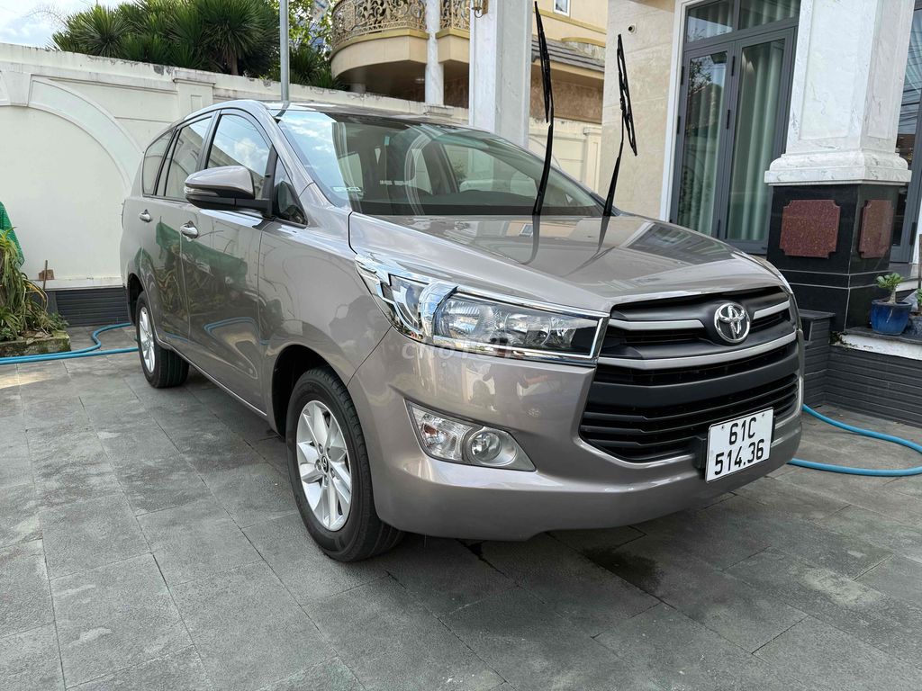 Toyota Innova 2018 2.0E - 106000 km