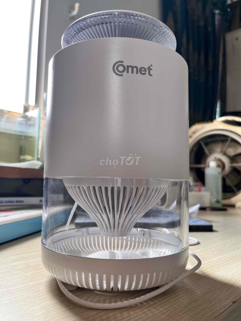 Đèn diệt côn trùng Comet CM078 (new 99%). Mua bán Đèn tại Quận Tân Phú Tp Hồ Chí Minh được đăng bởi Nguyễn Ngọc Bảo Thư hình 1